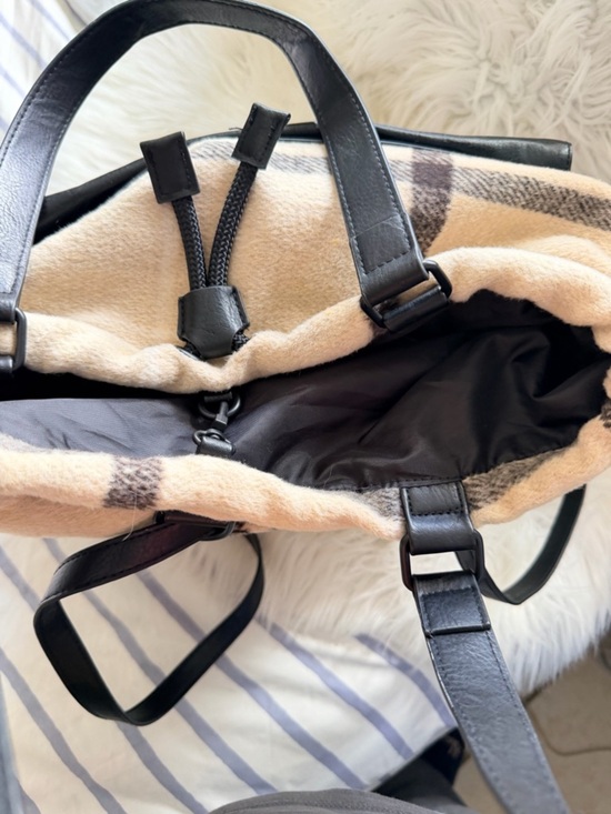 BEIS The Messenger Tote Backpack  Cream Plaid Wool Blend Black Trim  Preowned main image 9